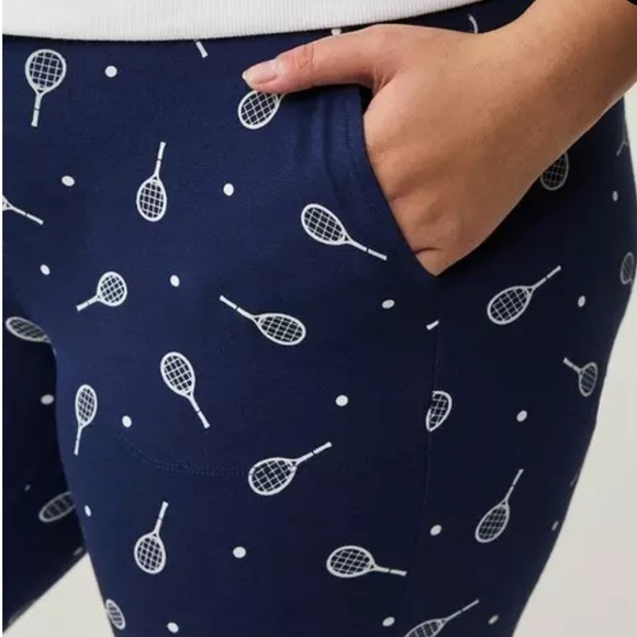 NWOT Torrid Size 1 Crops - Picture 3 of 3